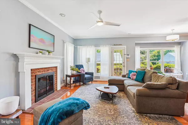 3913 8TH ST S, Arlington, VA 22204