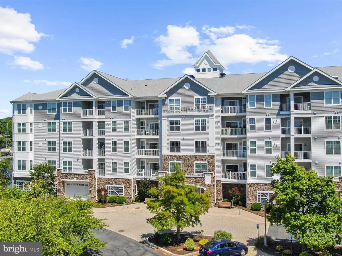 Cambridge, MD 21613,900 MARSHY CV #111