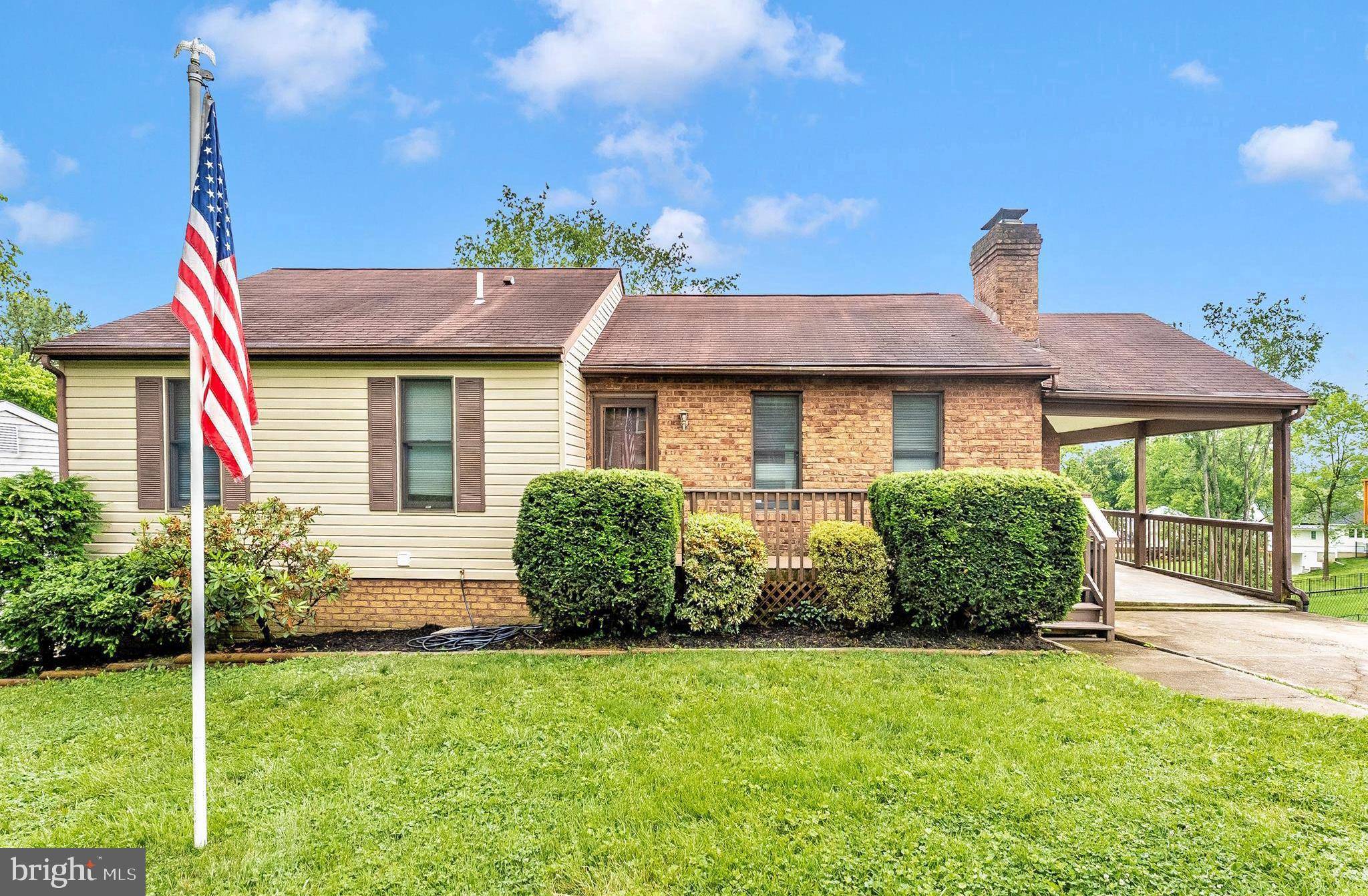202 E F ST E,  Brunswick,  MD 21716
