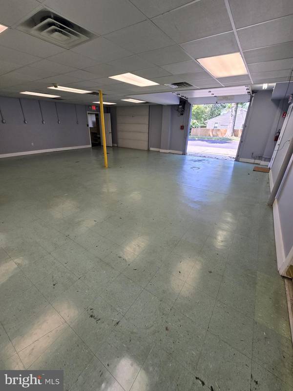 Bristol, PA 19007,329 OTTER ST