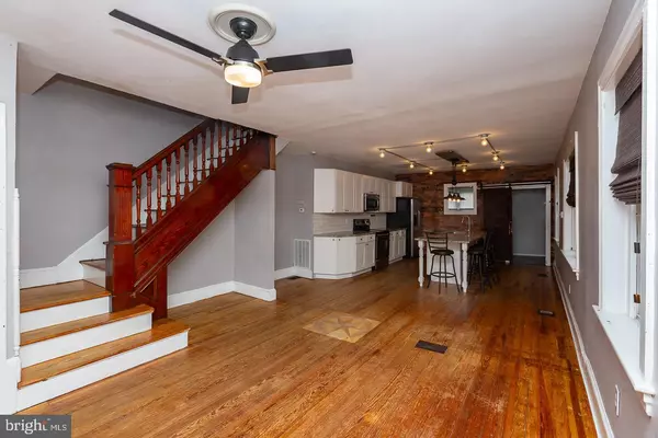 Aston, PA 19014,18 NEW RD