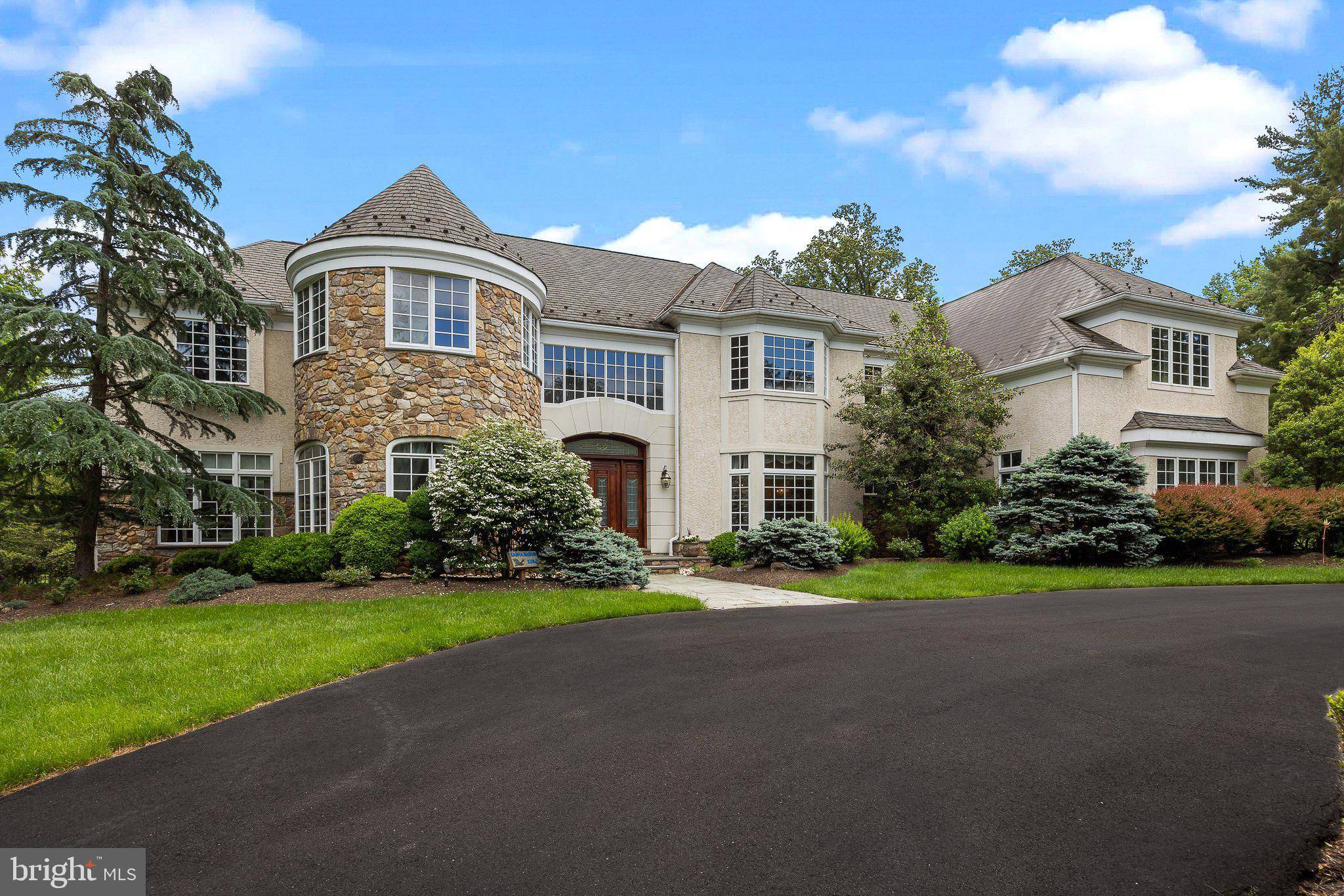 Ambler, PA 19002,1049 MCKEAN RD