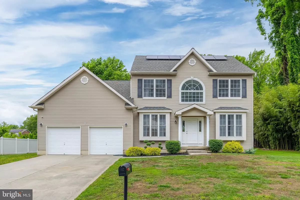 Pennsville, NJ 08070,15 CASTLE DR