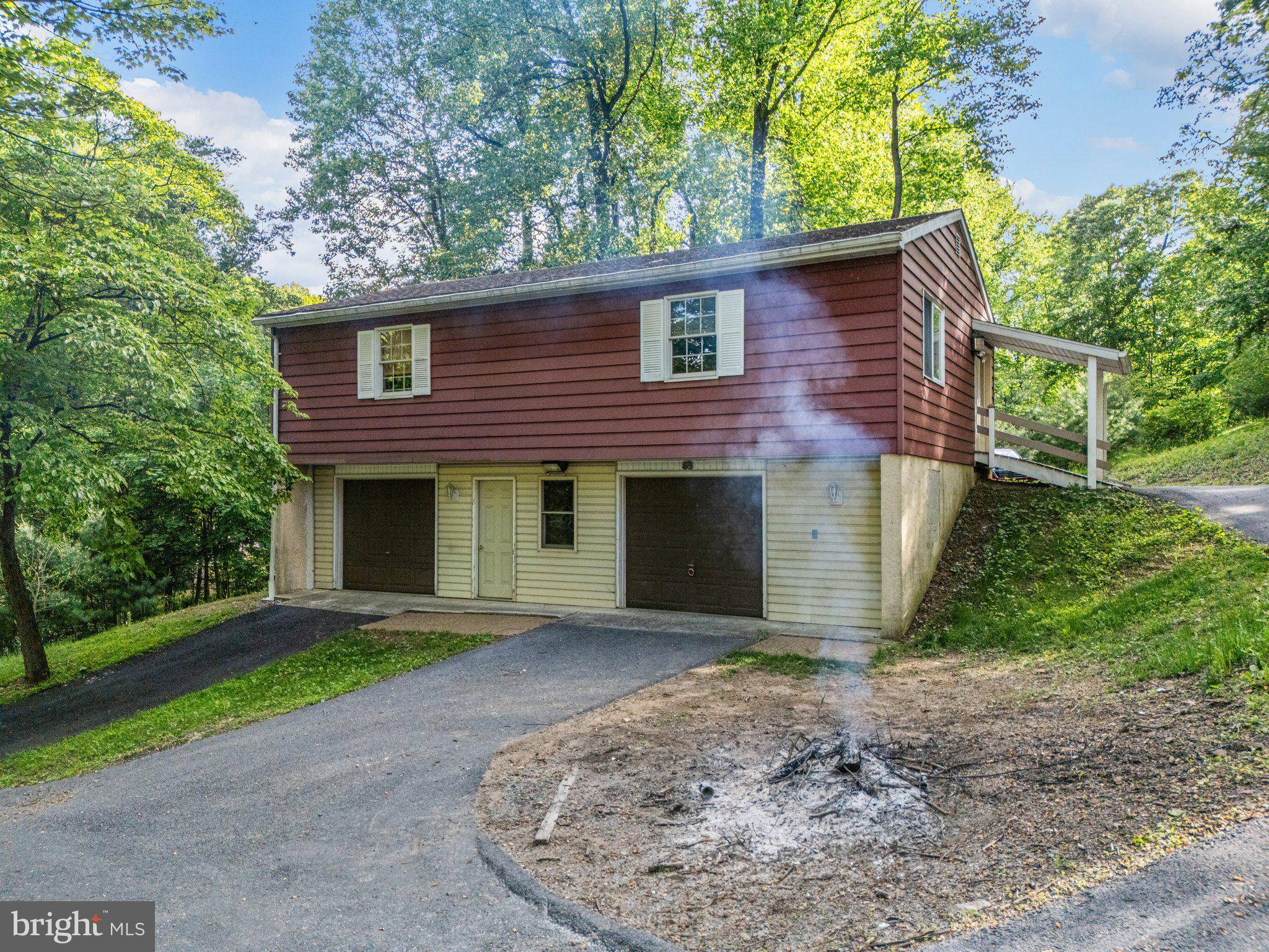 Boyertown, PA 19512,2033 WEISSTOWN RD