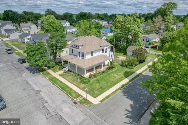 Felton, DE 19943,115 E HIGH ST