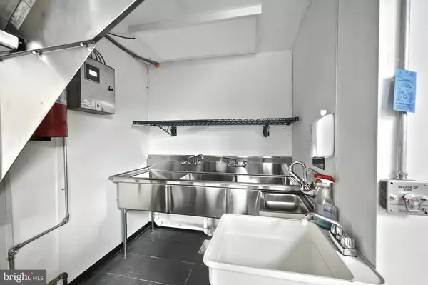 York, PA 17404,1003 N GEORGE ST