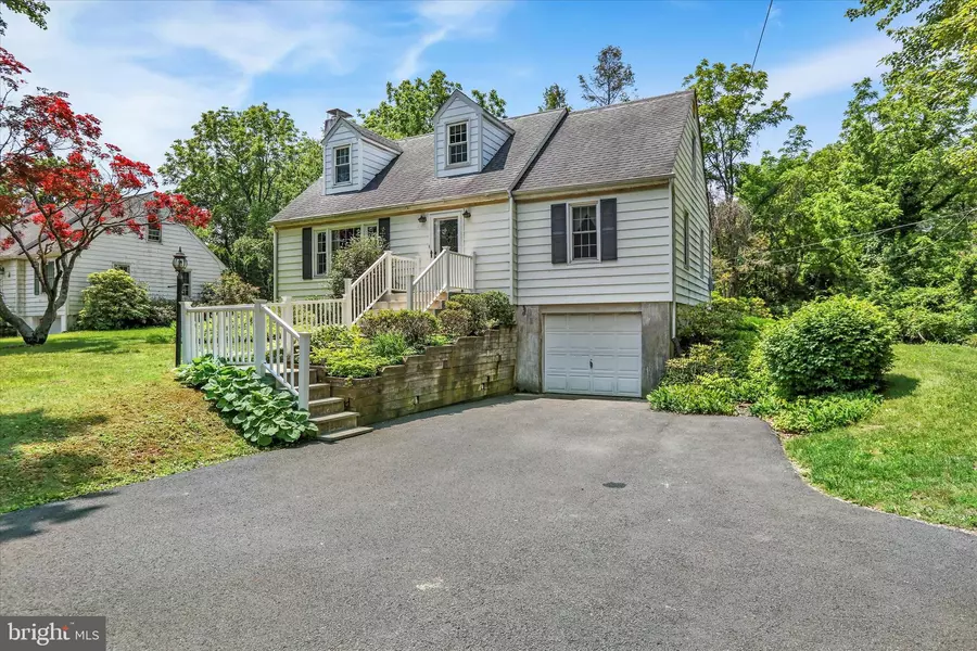 231 TAYLORSVILLE RD, Yardley, PA 19067