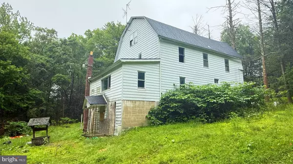 Harveys Lake, PA 18618,431 2ND ST