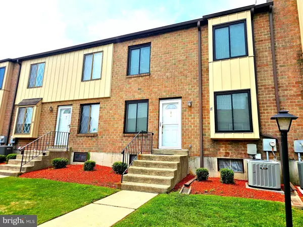 Brookhaven, PA 19015,5200 HILLTOP DR #BB-17