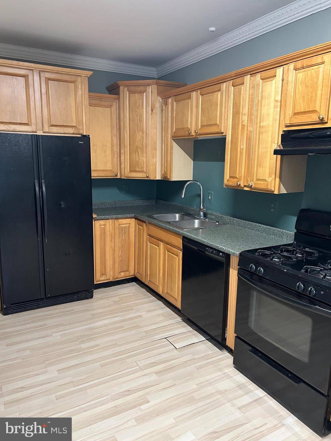 Philadelphia, PA 19127,129 GAY ST #2