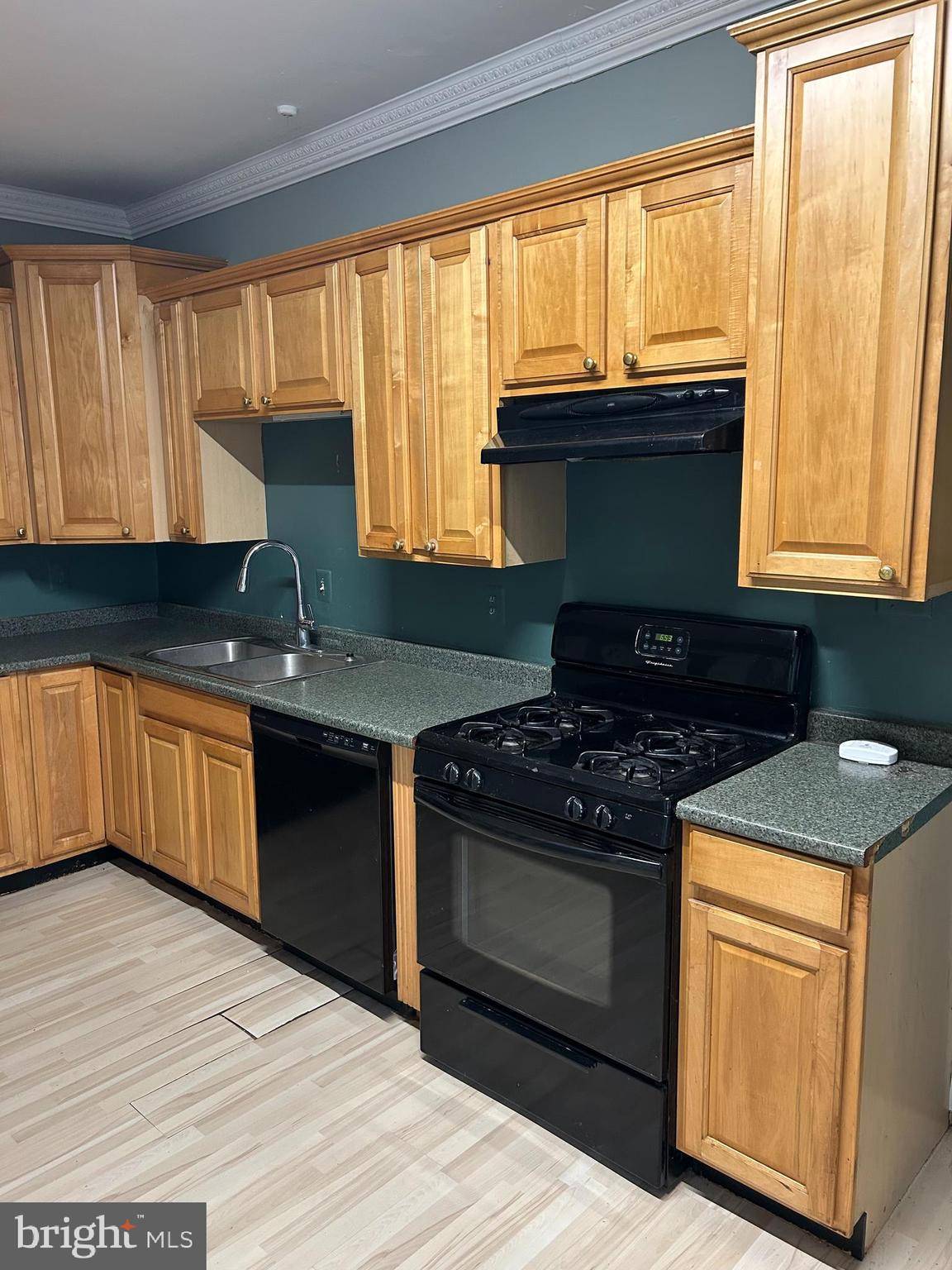 Philadelphia, PA 19127,129 GAY ST #2