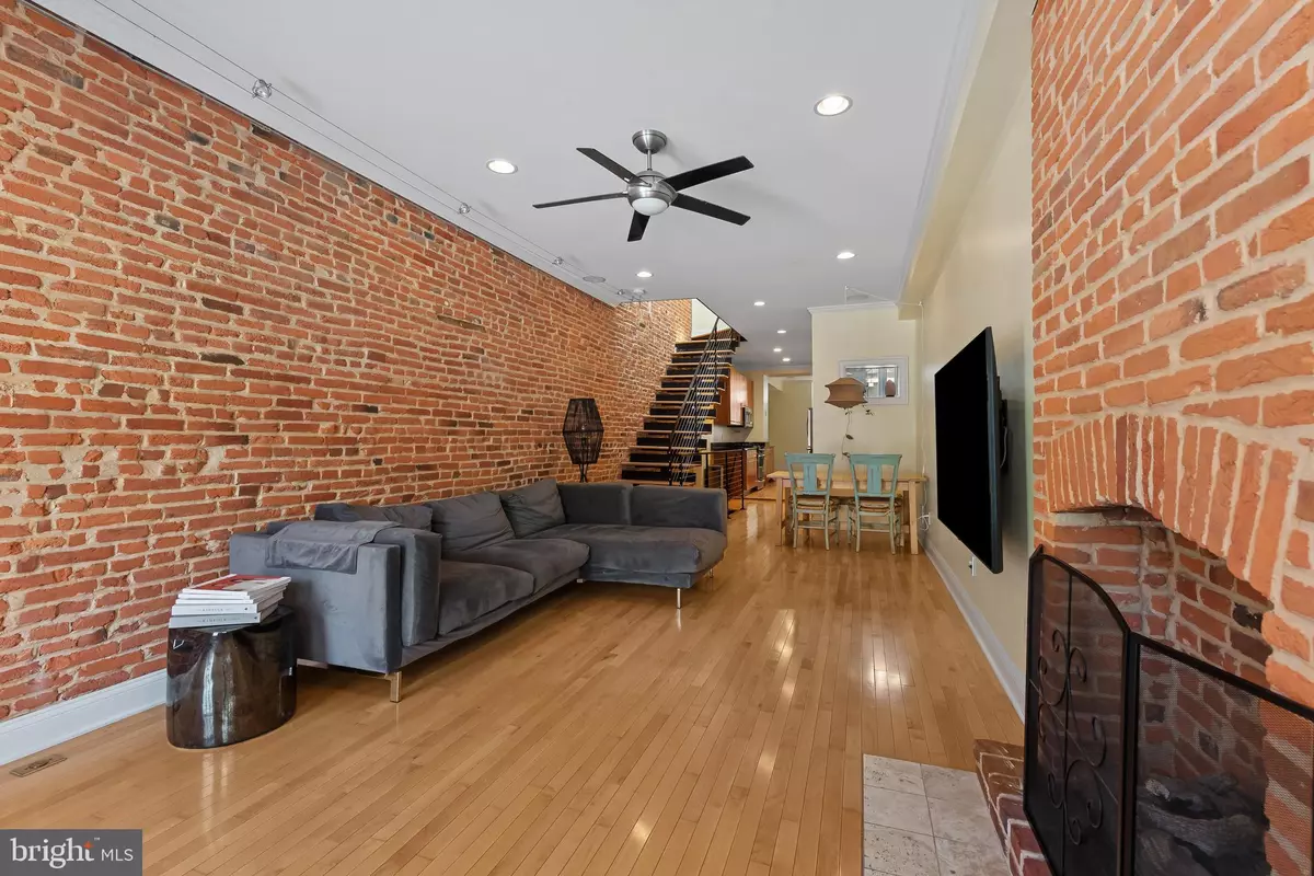 Baltimore, MD 21224,3006 DILLON ST