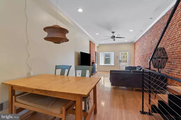 Baltimore, MD 21224,3006 DILLON ST