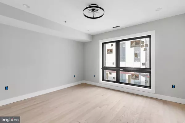 Philadelphia, PA 19130,832 CAMERON ST