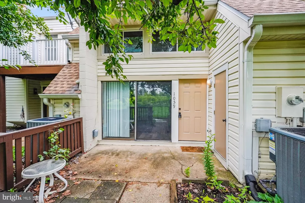 Sterling, VA 20164,1059 WARWICK CT