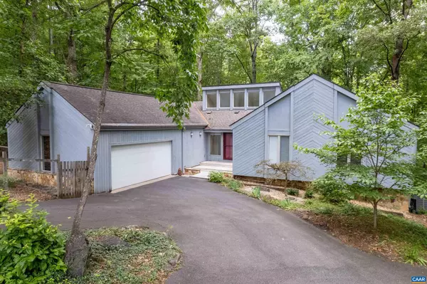 Charlottesville, VA 22901,50 LYNNWOOD LN