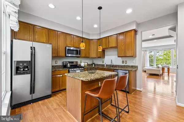 Herndon, VA 20171,13503 BANNACKER PL