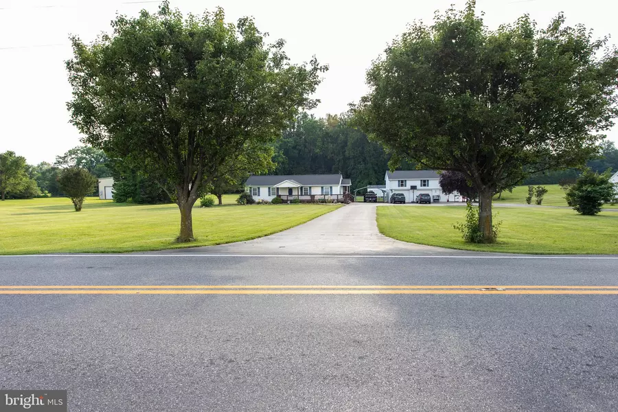 8305 OLIVERS SHOP RD, La Plata, MD 20646