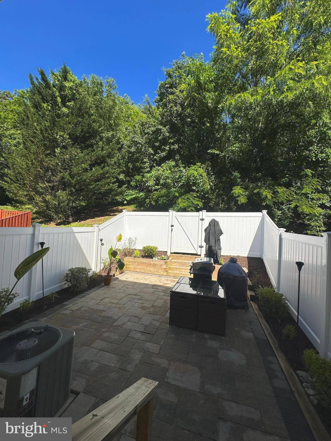 Hyattsville, MD 20784,4004 MEADOW TRAIL LN