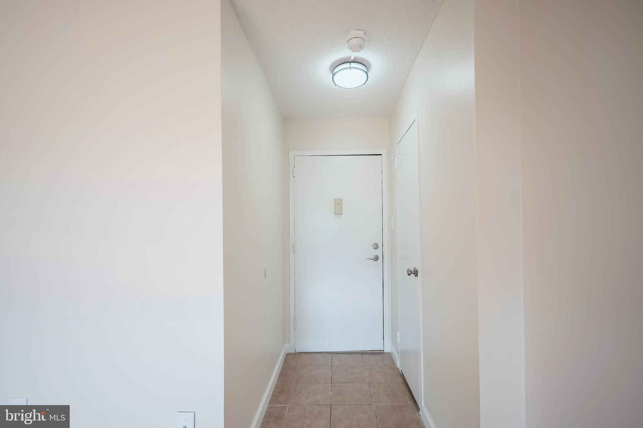Alexandria, VA 22302,2500 N VAN DORN ST #912