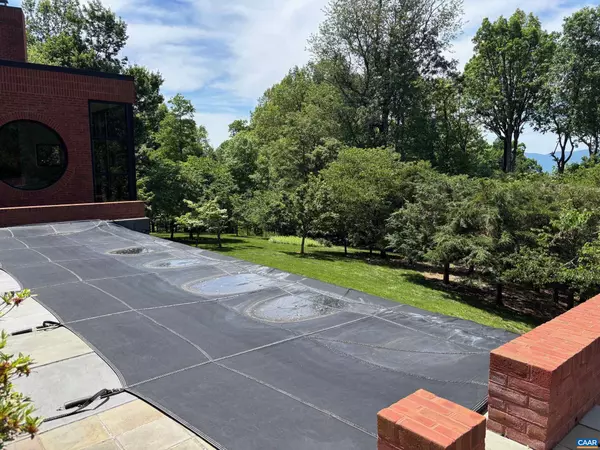 Charlottesville, VA 22903,Address not disclosed