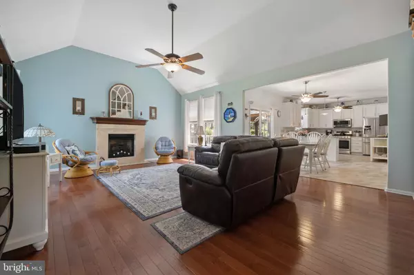 Barnegat, NJ 08005,22 HANNAH LEE RD