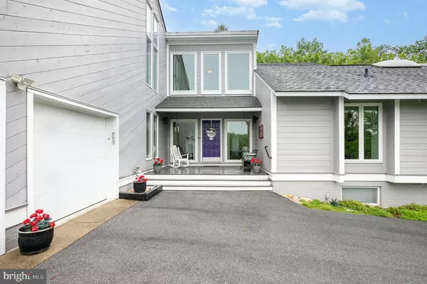 Hamilton, VA 20158,16222 HAMPTON RD