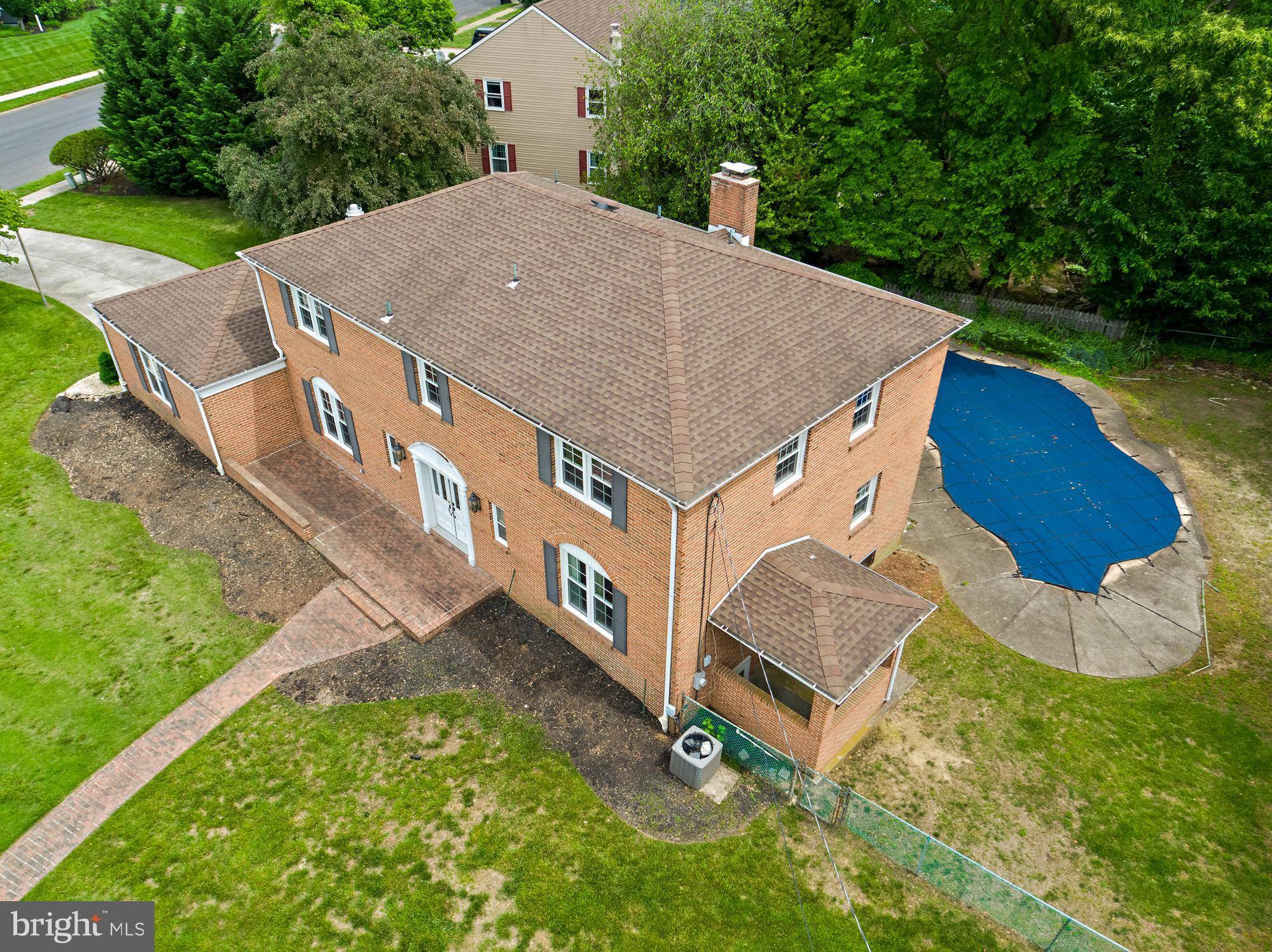 Cinnaminson, NJ 08077,1 CARRIAGE WAY