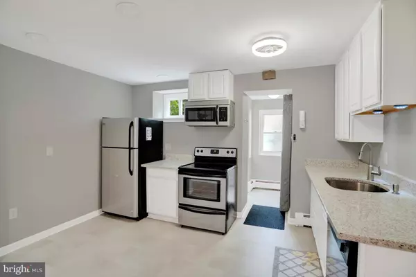 Ambler, PA 19002,609 ARDROSS AVE #B