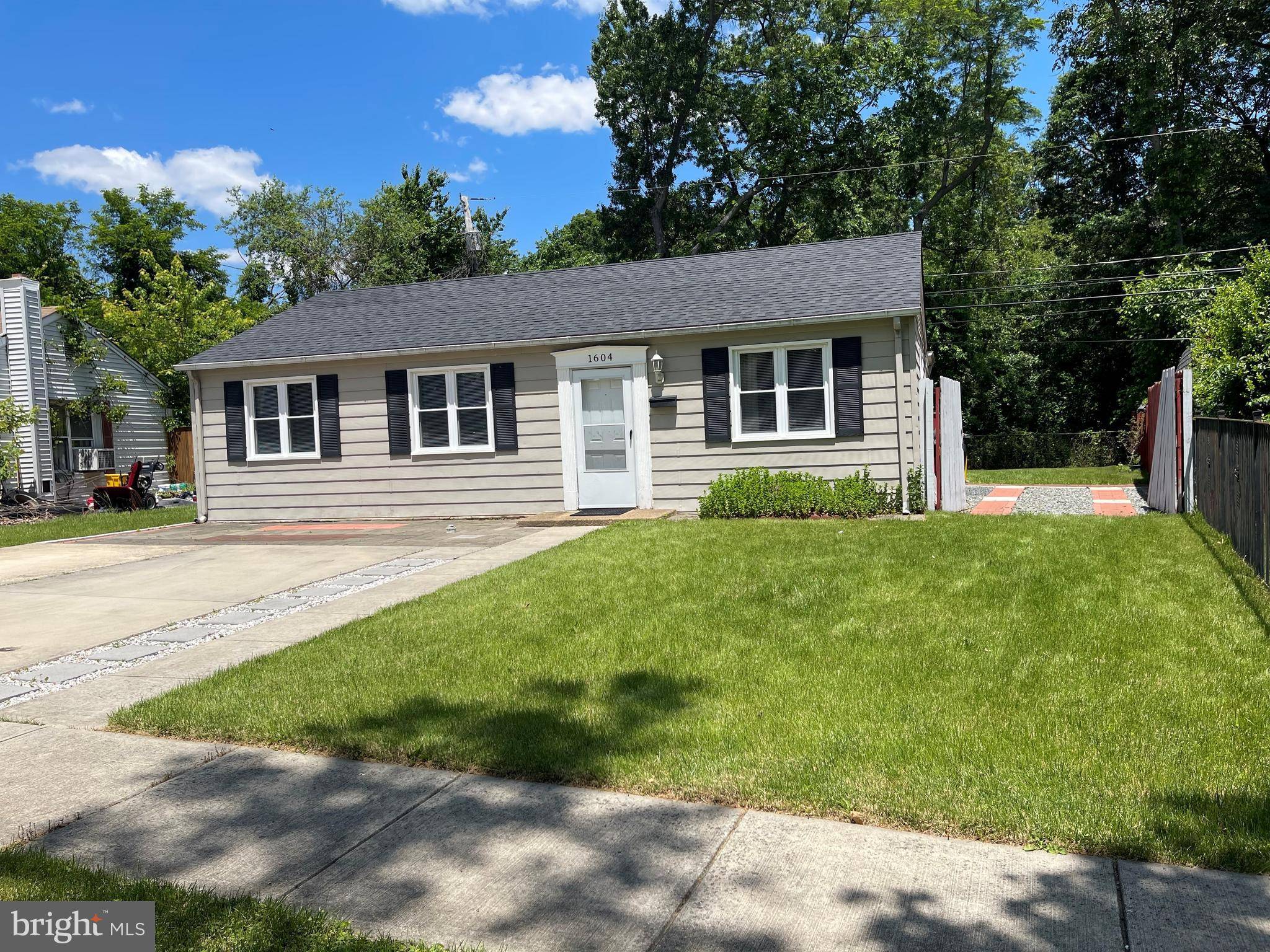 Glen Burnie, MD 21061,1604 MANNING RD