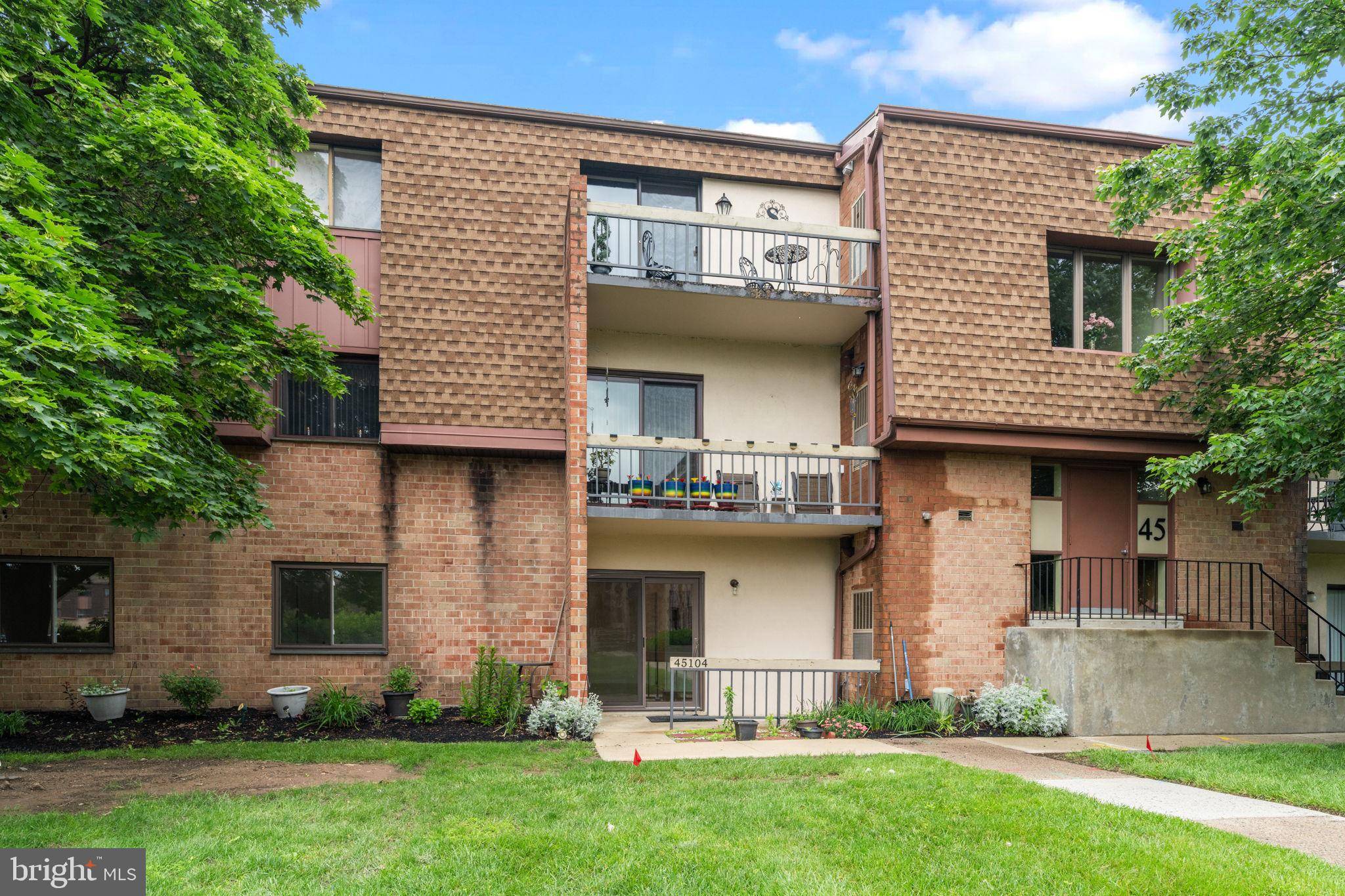 Philadelphia, PA 19114,45104 DELAIRE LANDING RD #104
