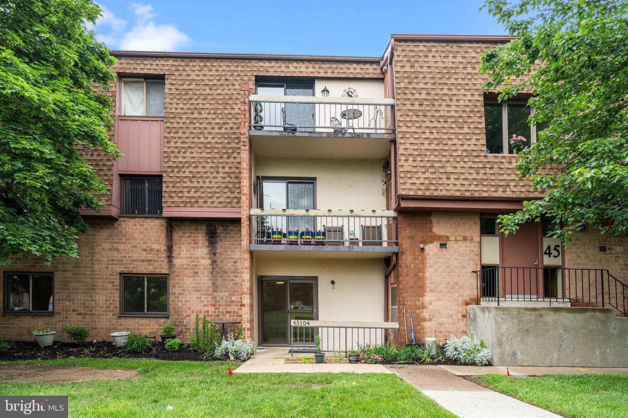 Philadelphia, PA 19114,45104 DELAIRE LANDING RD #104