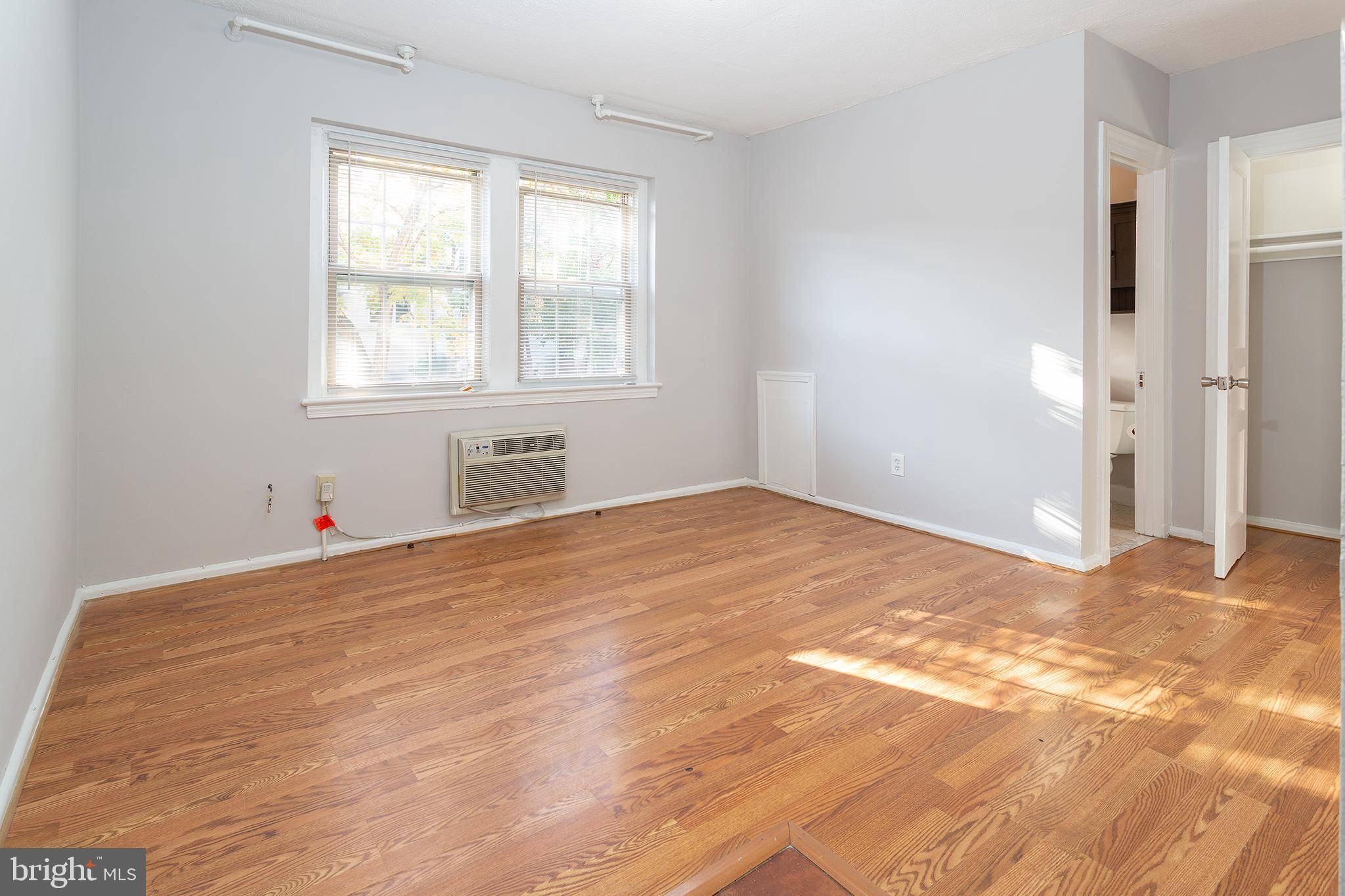 Washington, DC 20009,2415 ONTARIO RD NW #101