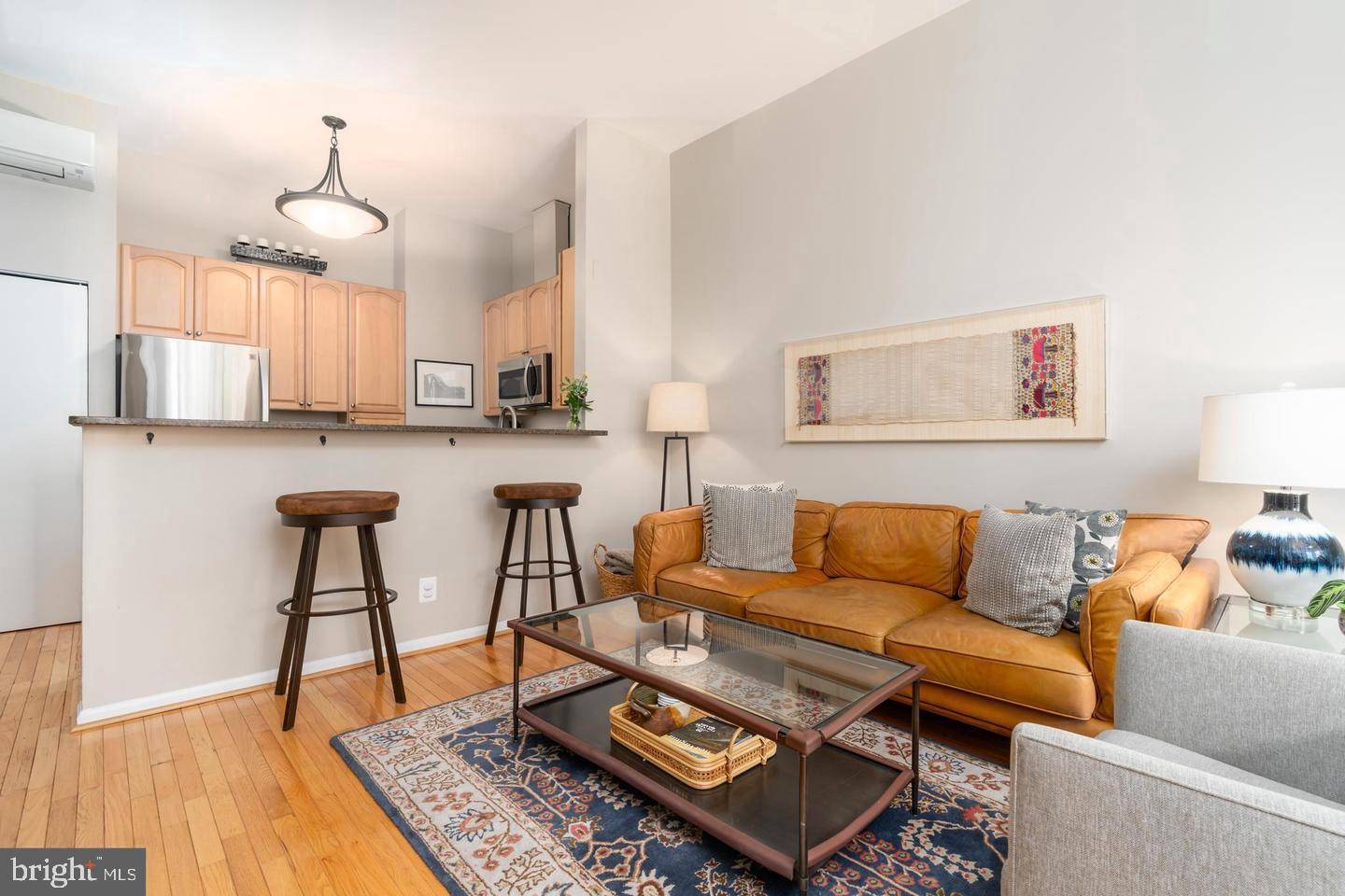 Washington, DC 20037,2117 N ST NW #2