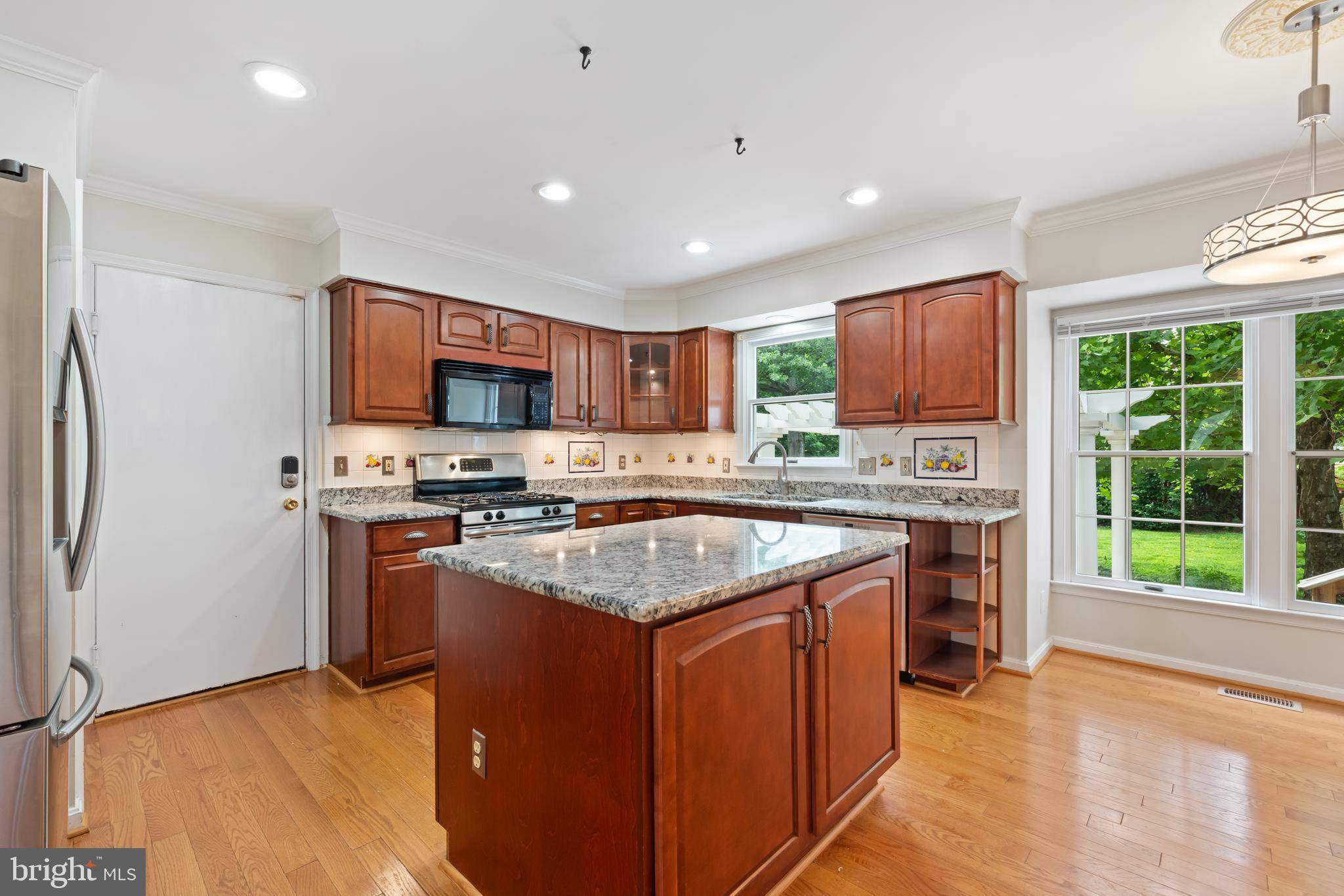 Woodbridge, VA 22193,4970 MANOR HOUSE CT