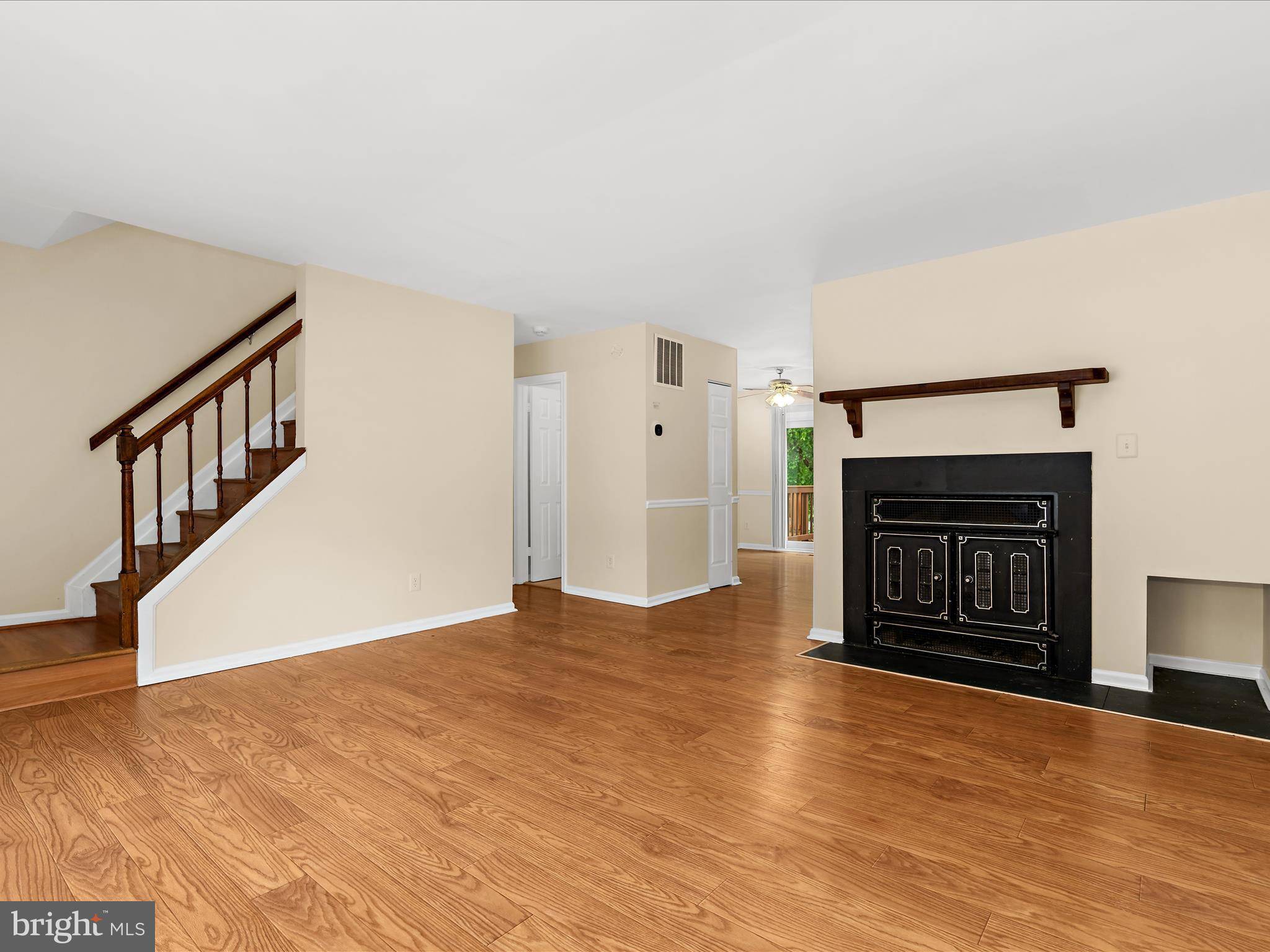 Gaithersburg, MD 20879,1073 TRAVIS LN