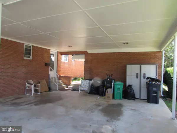 Bowie, MD 20721,11805 CHANTILLY LN