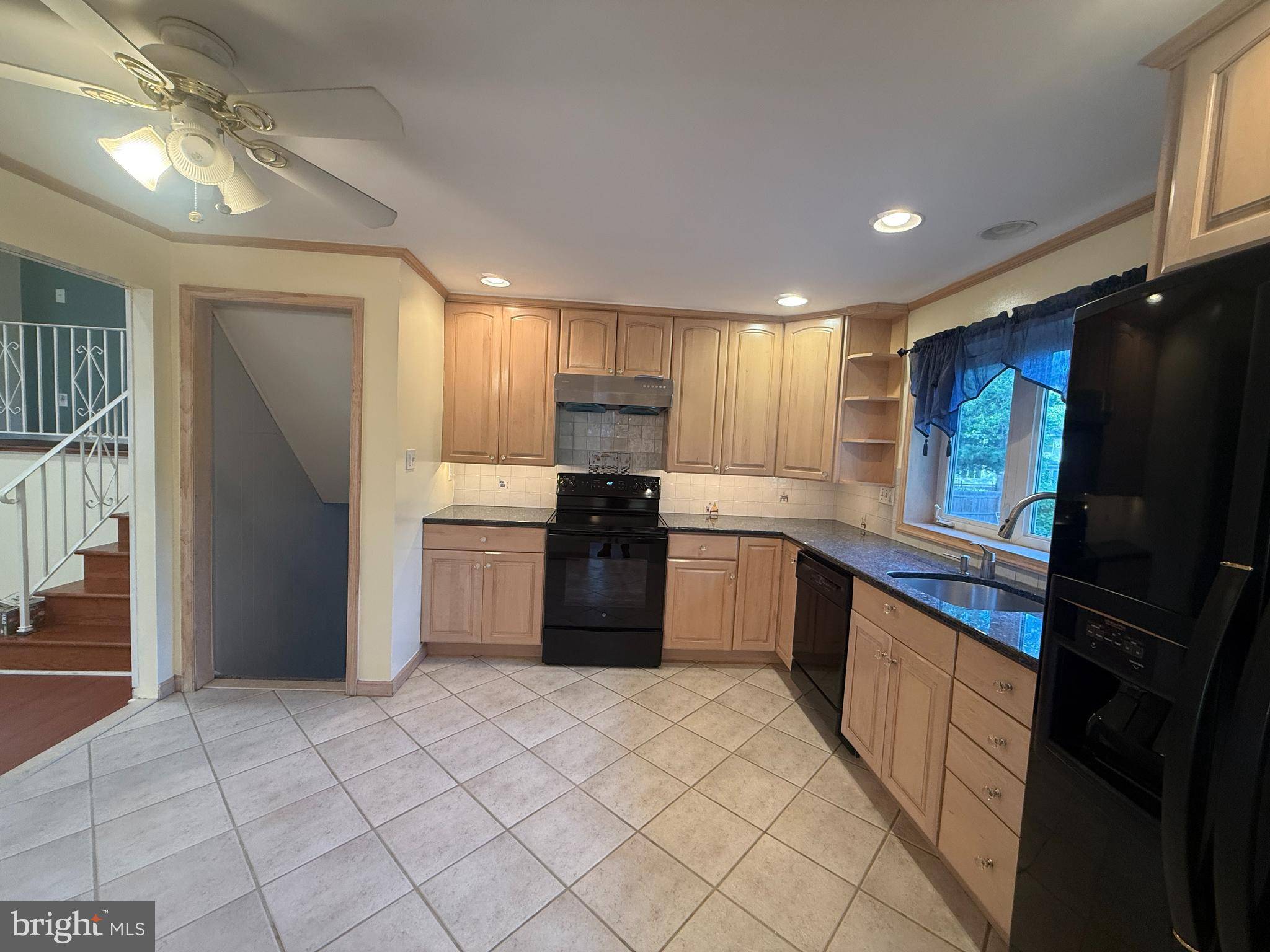 Cherry Hill, NJ 08002,118 SPRING HOUSE RD