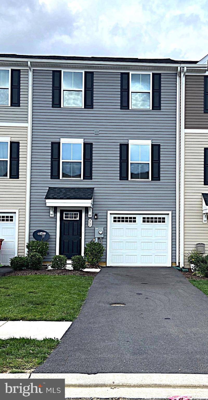 55 SNICKERS CT, Martinsburg, WV 25403