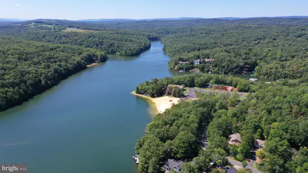 Cross Junction, VA 22625,906 SOUTH LAKEVIEW DR