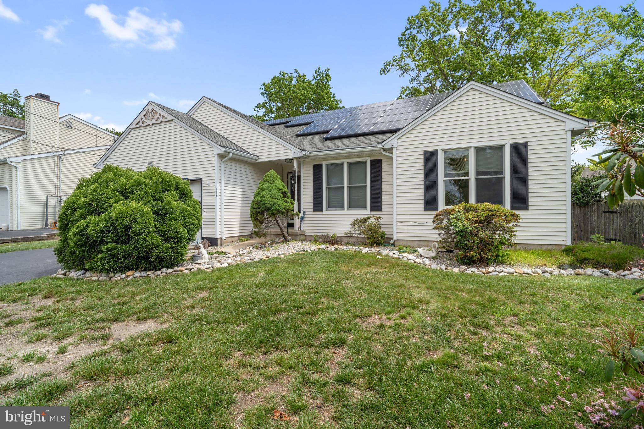 385 MERMAID DR, Manahawkin, NJ 08050
