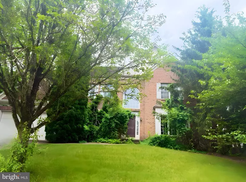 25 FORREST HILLS DR, Voorhees, NJ 08043