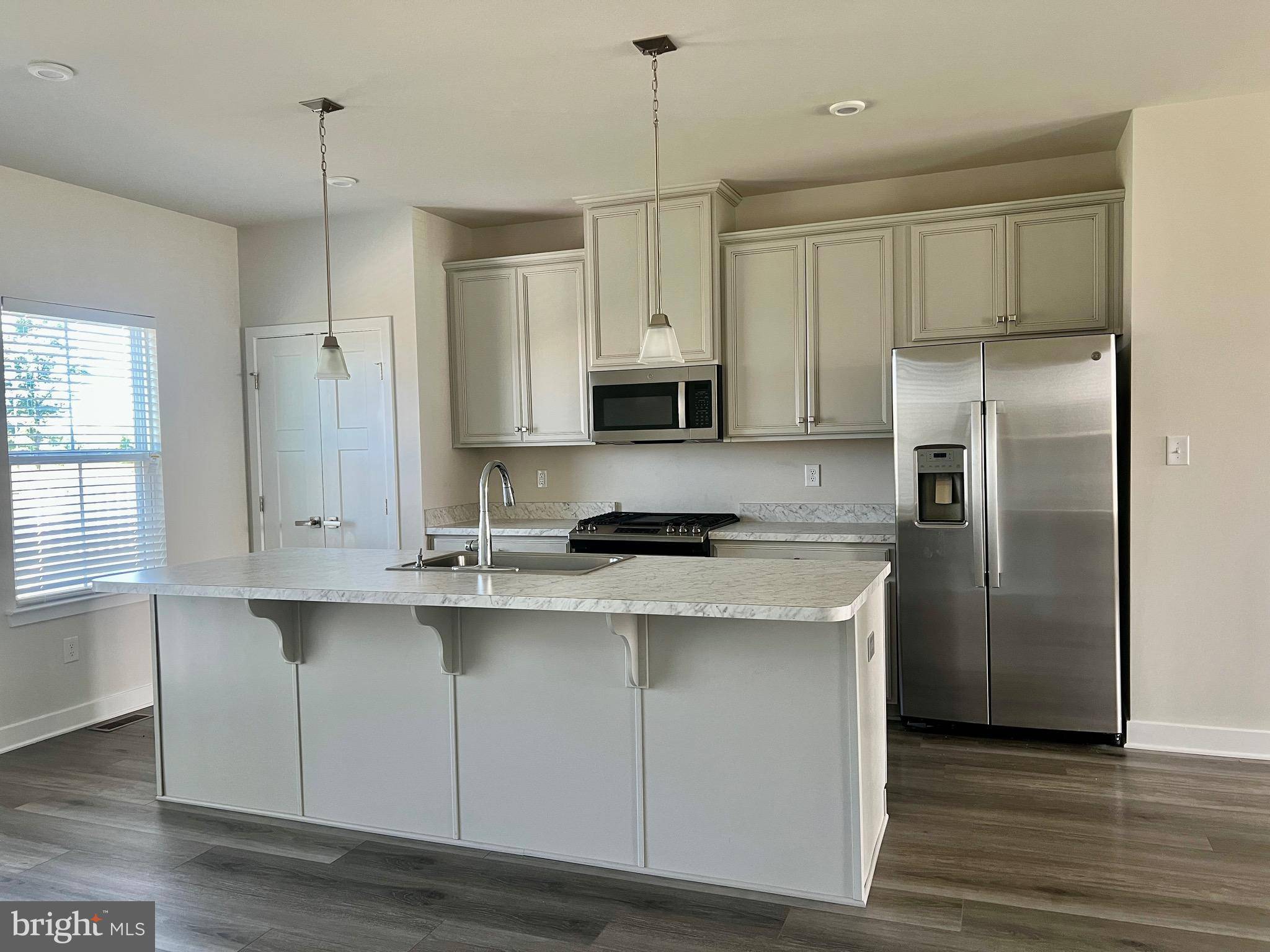 Pennsauken, NJ 08110,38 HAMILTON CT