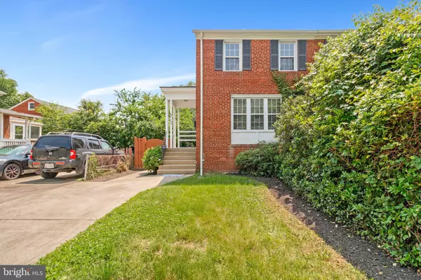 Arlington, VA 22206,2108 26TH ST S
