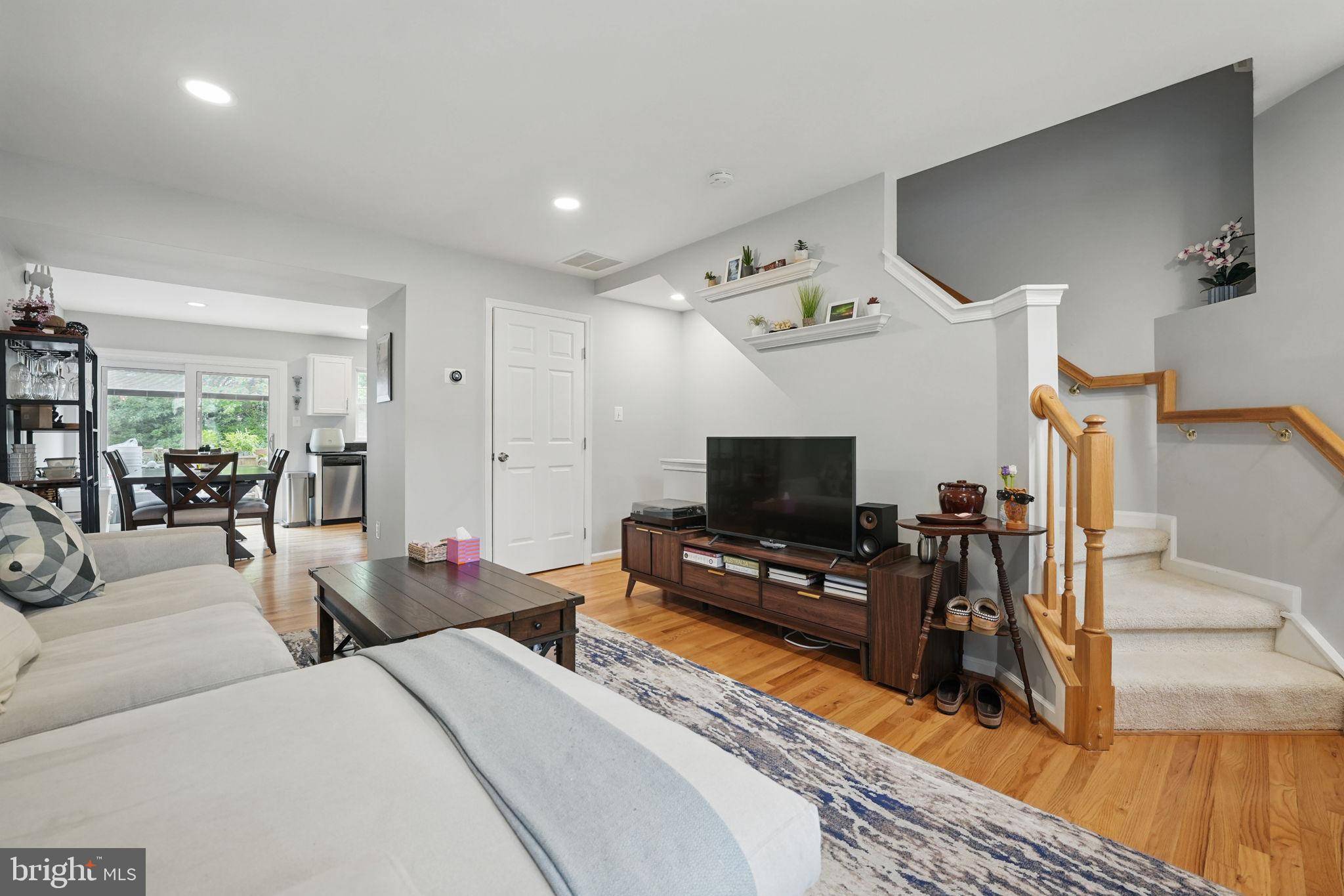 Springfield, VA 22150,6383 MICHAEL ROBERT DR