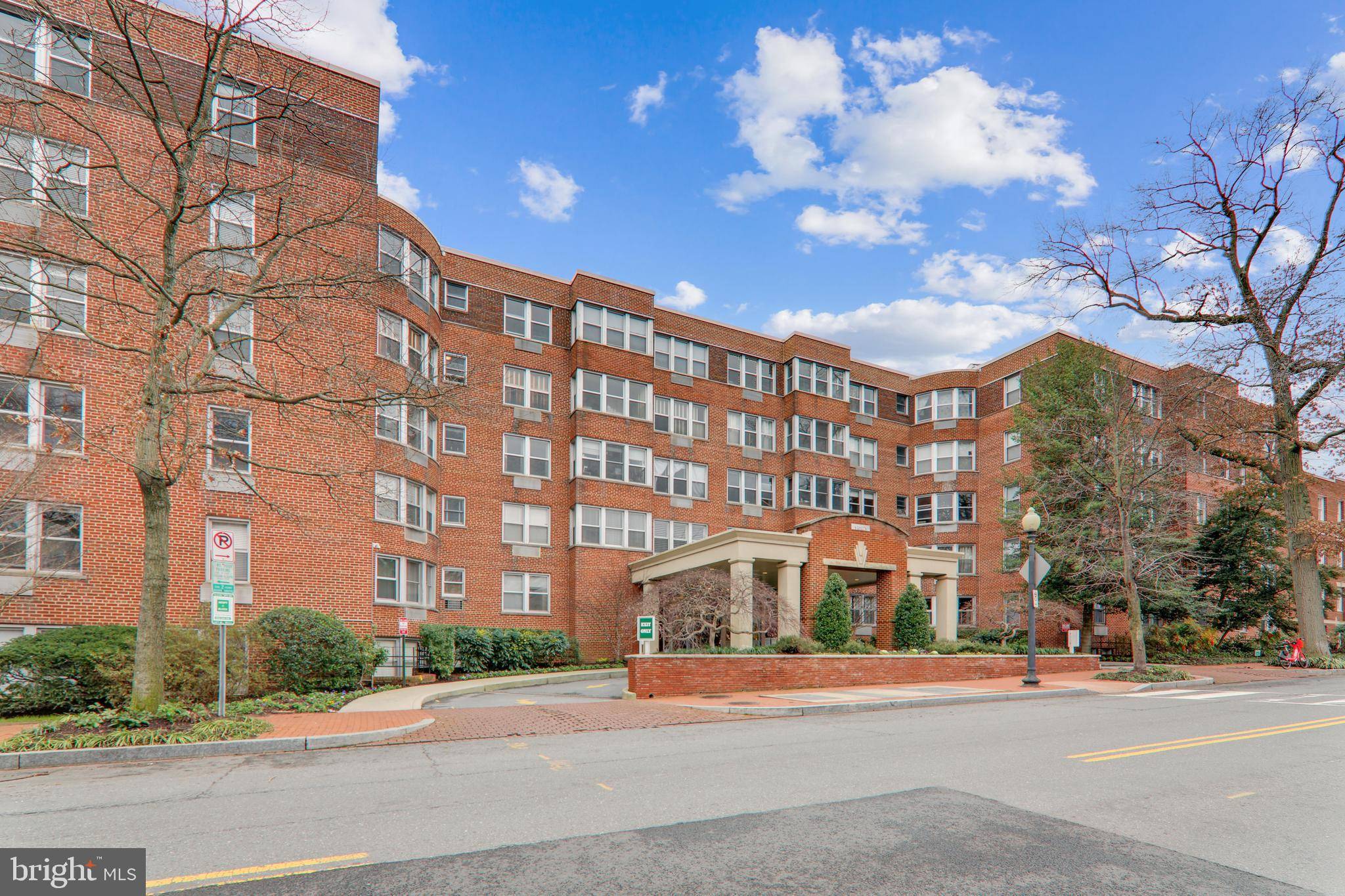 Washington, DC 20007,2500 Q ST NW #201
