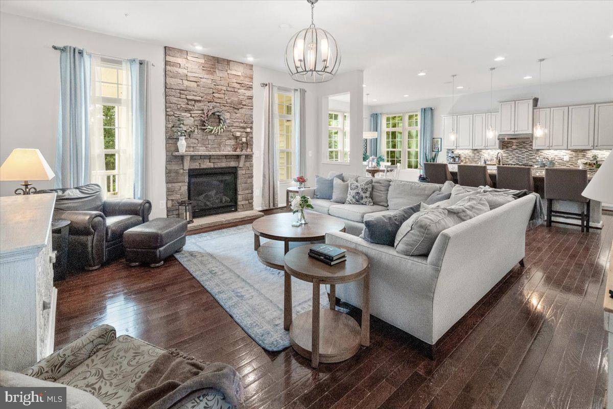 New Market, MD 21774,6808 REHNQUIST CT