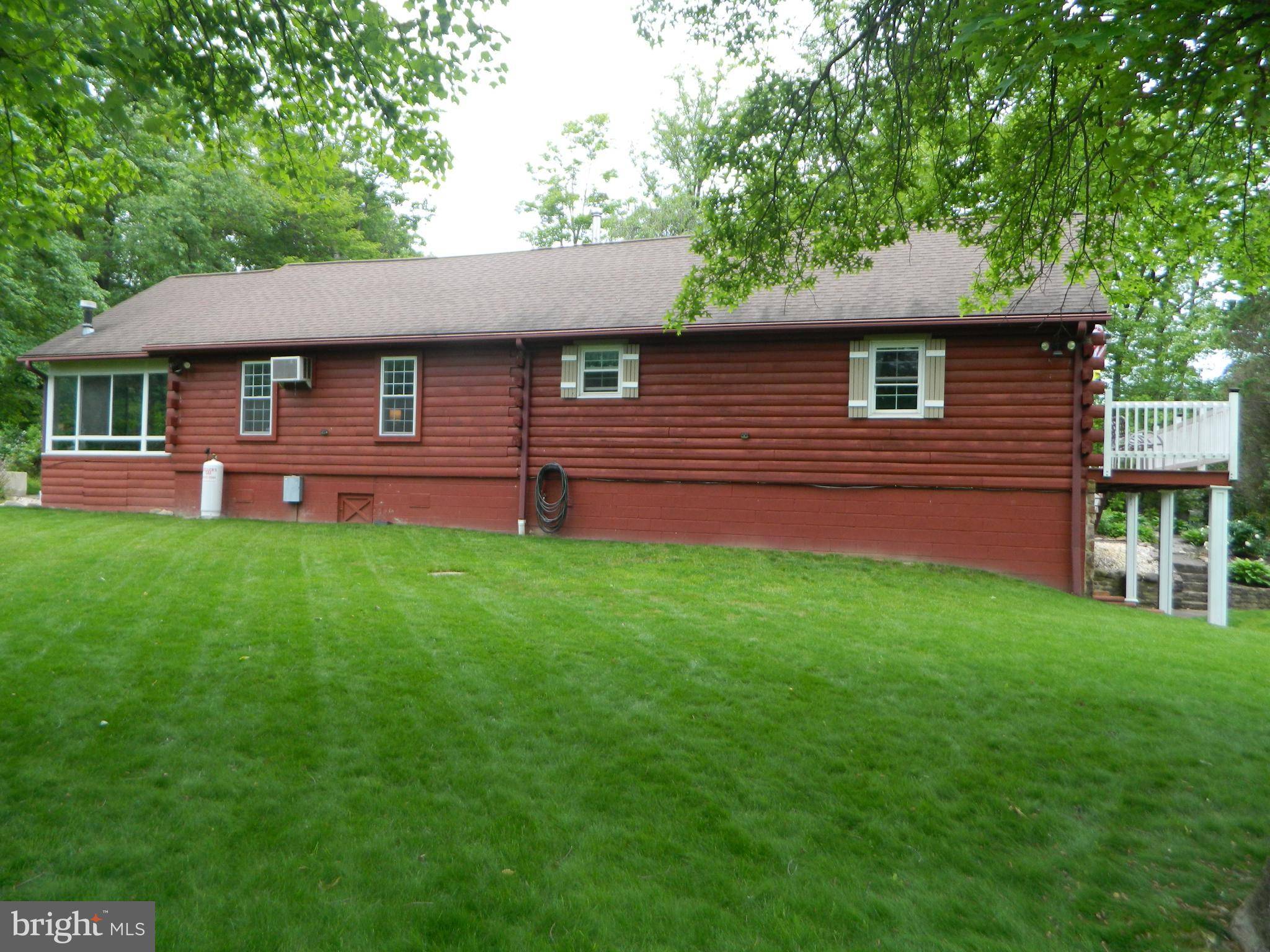 Lock Haven, PA 17745,126 IVY LN