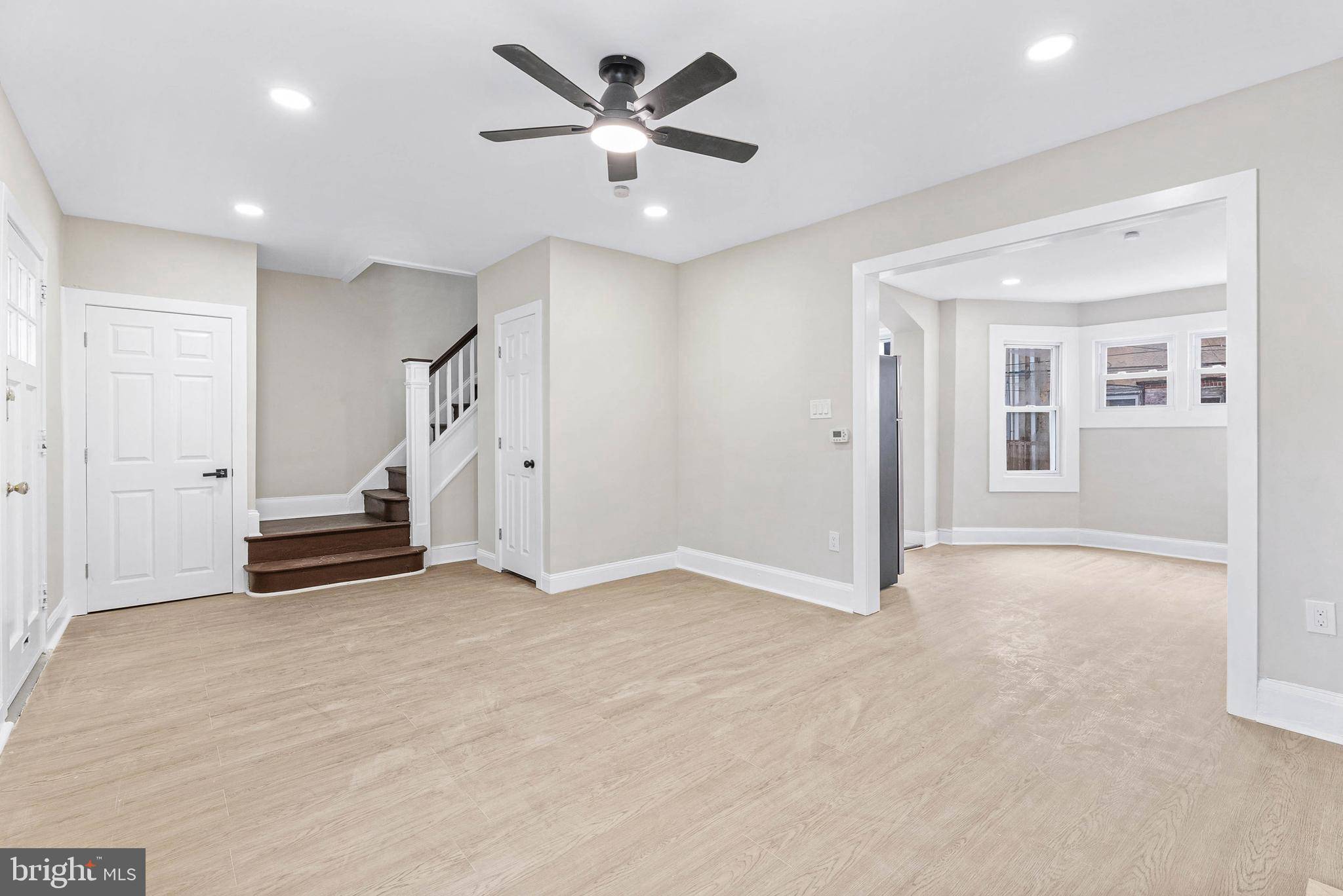 Philadelphia, PA 19138,913 E STAFFORD ST