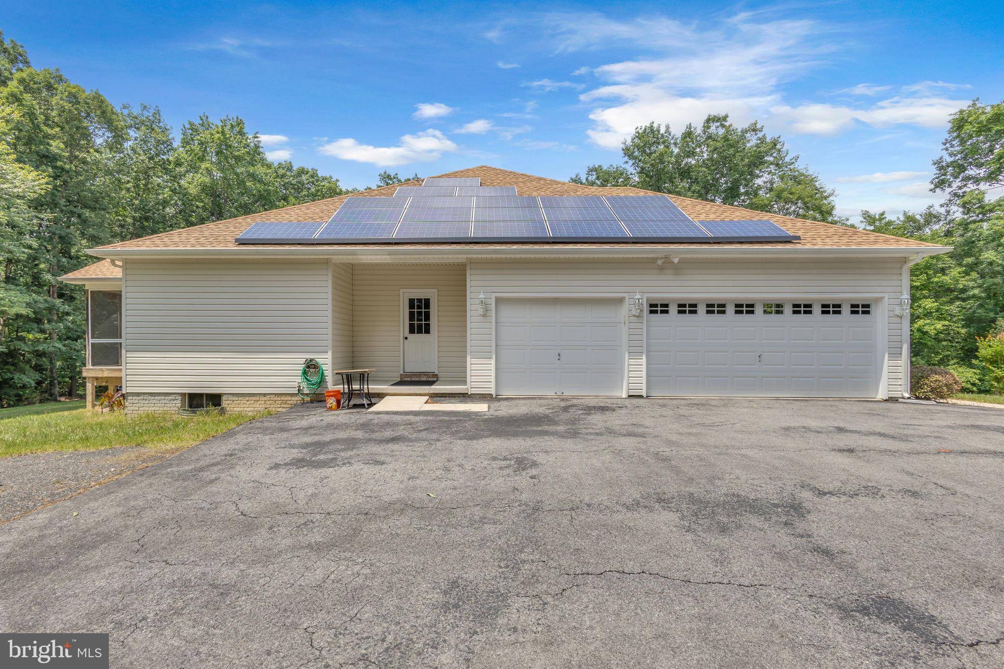Charlotte Hall, MD 20622,13621 HEARST PL